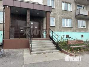 3-к квартира, вторичка, 61м2, 1/9 этаж