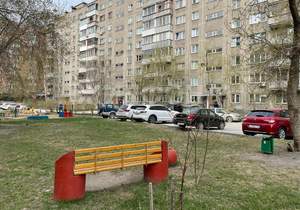 2-к квартира, вторичка, 45м2, 1/9 этаж