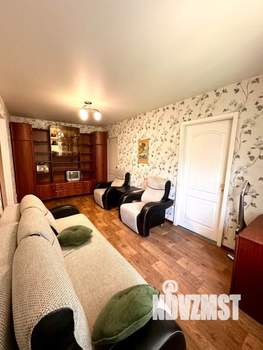 2-к квартира, вторичка, 42м2, 1/5 этаж