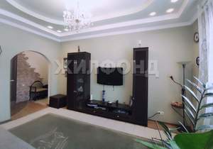 2-к квартира, вторичка, 61м2, 1/4 этаж