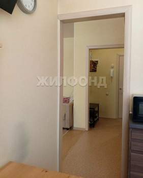 2-к квартира, вторичка, 41м2, 1/4 этаж