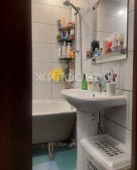 2-к квартира, вторичка, 47м2, 1/9 этаж