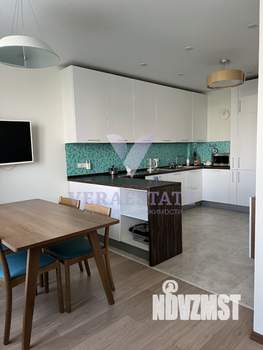 3-к квартира, вторичка, 103м2, 7/17 этаж