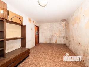 2-к квартира, вторичка, 43м2, 1/9 этаж