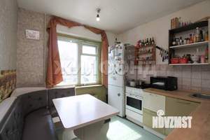 2-к квартира, вторичка, 56м2, 1/9 этаж