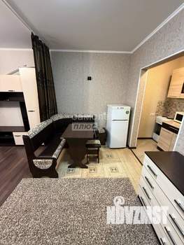 Студия квартира, вторичка, 38м2, 4/10 этаж