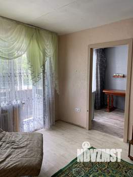 3-к квартира, вторичка, 58м2, 3/5 этаж