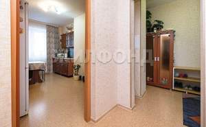 2-к квартира, вторичка, 63м2, 1/9 этаж