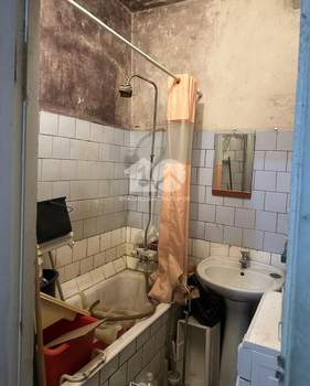 2-к квартира, вторичка, 56м2, 1/4 этаж