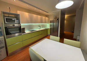 3-к квартира, вторичка, 95м2, 12/16 этаж