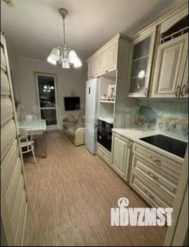 2-к квартира, вторичка, 64м2, 7/16 этаж
