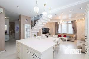 4-к квартира, вторичка, 195м2, 22/22 этаж