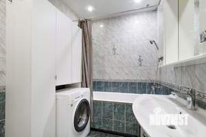 2-к квартира, вторичка, 64м2, 10/10 этаж