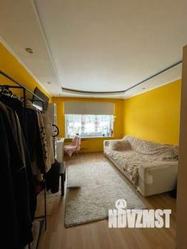 3-к квартира, вторичка, 60м2, 1/9 этаж