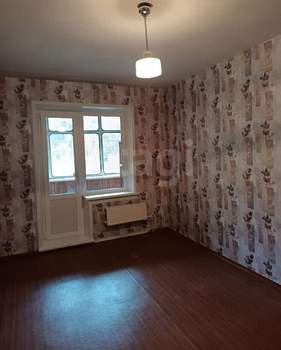 3-к квартира, вторичка, 64м2, 1/10 этаж