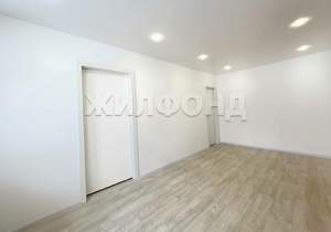 2-к квартира, вторичка, 42м2, 1/5 этаж