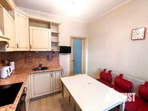 1-к квартира, вторичка, 40м2, 8/17 этаж