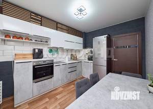 2-к квартира, вторичка, 54м2, 1/9 этаж