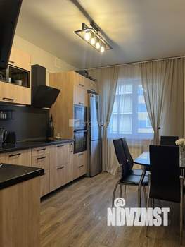 2-к квартира, вторичка, 61м2, 8/17 этаж