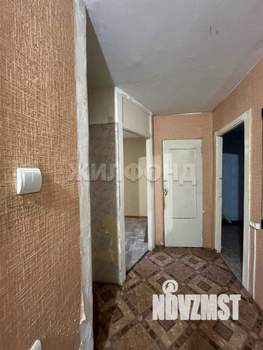 3-к квартира, вторичка, 58м2, 2/5 этаж