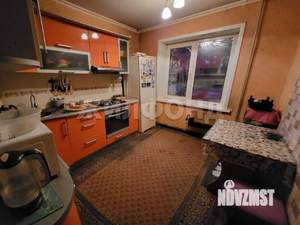 3-к квартира, вторичка, 64м2, 1/10 этаж