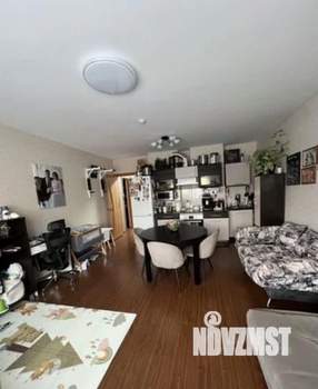 Студия квартира, вторичка, 37м2, 1/10 этаж