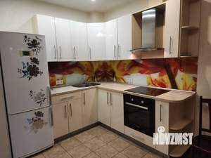 2-к квартира, вторичка, 53м2, 1/10 этаж