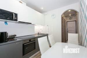 3-к квартира, вторичка, 60м2, 1/9 этаж