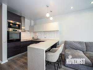 2-к квартира, вторичка, 63м2, 10/17 этаж