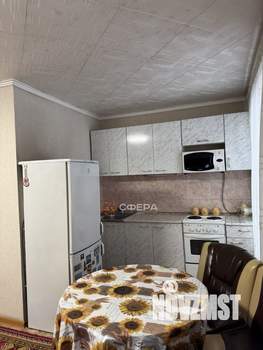 2-к квартира, вторичка, 42м2, 1/5 этаж
