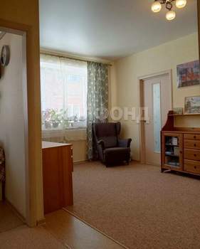 2-к квартира, вторичка, 41м2, 1/4 этаж