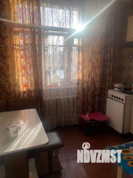 2-к квартира, вторичка, 56м2, 1/3 этаж