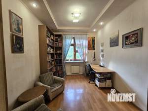 4-к квартира, вторичка, 108м2, 2/5 этаж