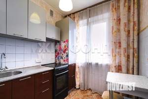 4-к квартира, вторичка, 61м2, 1/5 этаж