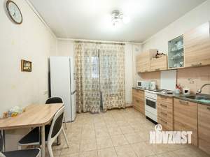 2-к квартира, вторичка, 61м2, 1/14 этаж