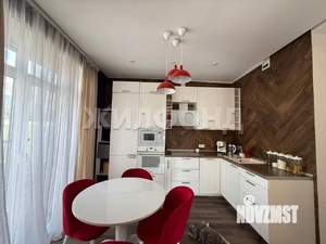 3-к квартира, вторичка, 70м2, 6/25 этаж