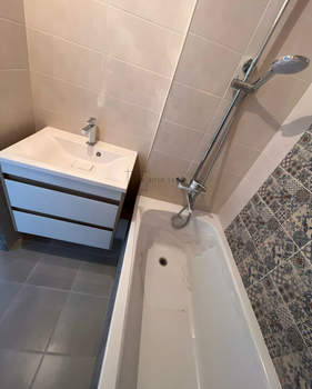 2-к квартира, вторичка, 64м2, 9/10 этаж