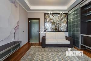 3-к квартира, вторичка, 130м2, 5/18 этаж