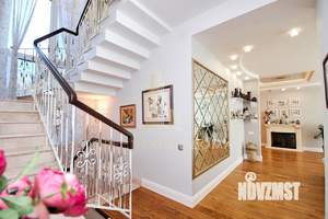 5-к квартира, вторичка, 207м2, 1/3 этаж