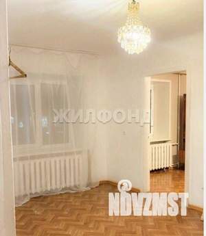 2-к квартира, вторичка, 42м2, 1/5 этаж