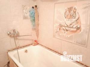 4-к квартира, вторичка, 62м2, 3/5 этаж