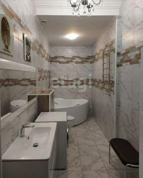 5-к квартира, вторичка, 138м2, 1/8 этаж