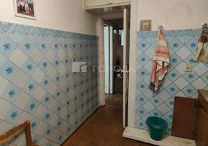 2-к квартира, вторичка, 52м2, 1/9 этаж