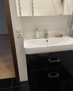 2-к квартира, вторичка, 67м2, 5/18 этаж