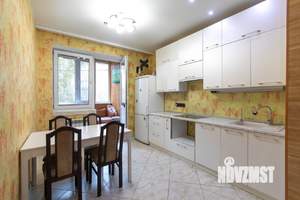 2-к квартира, вторичка, 64м2, 3/6 этаж