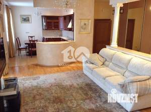 3-к квартира, вторичка, 120м2, 9/16 этаж