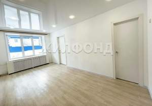 2-к квартира, вторичка, 42м2, 1/5 этаж