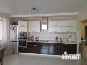 3-к квартира, вторичка, 71м2, 10/18 этаж