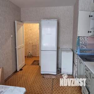 3-к квартира, вторичка, 64м2, 1/4 этаж