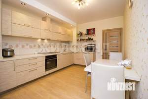 3-к квартира, вторичка, 80м2, 3/17 этаж